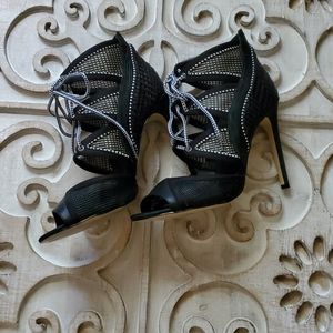 gx Gwen Stefani Lace Up Stillettos Size 8.5